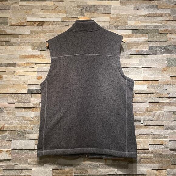 The North Face Men’s L Fleece Vest | Gray Knit, Zip Pockets Fall Layering Staple - Picture 5 of 8